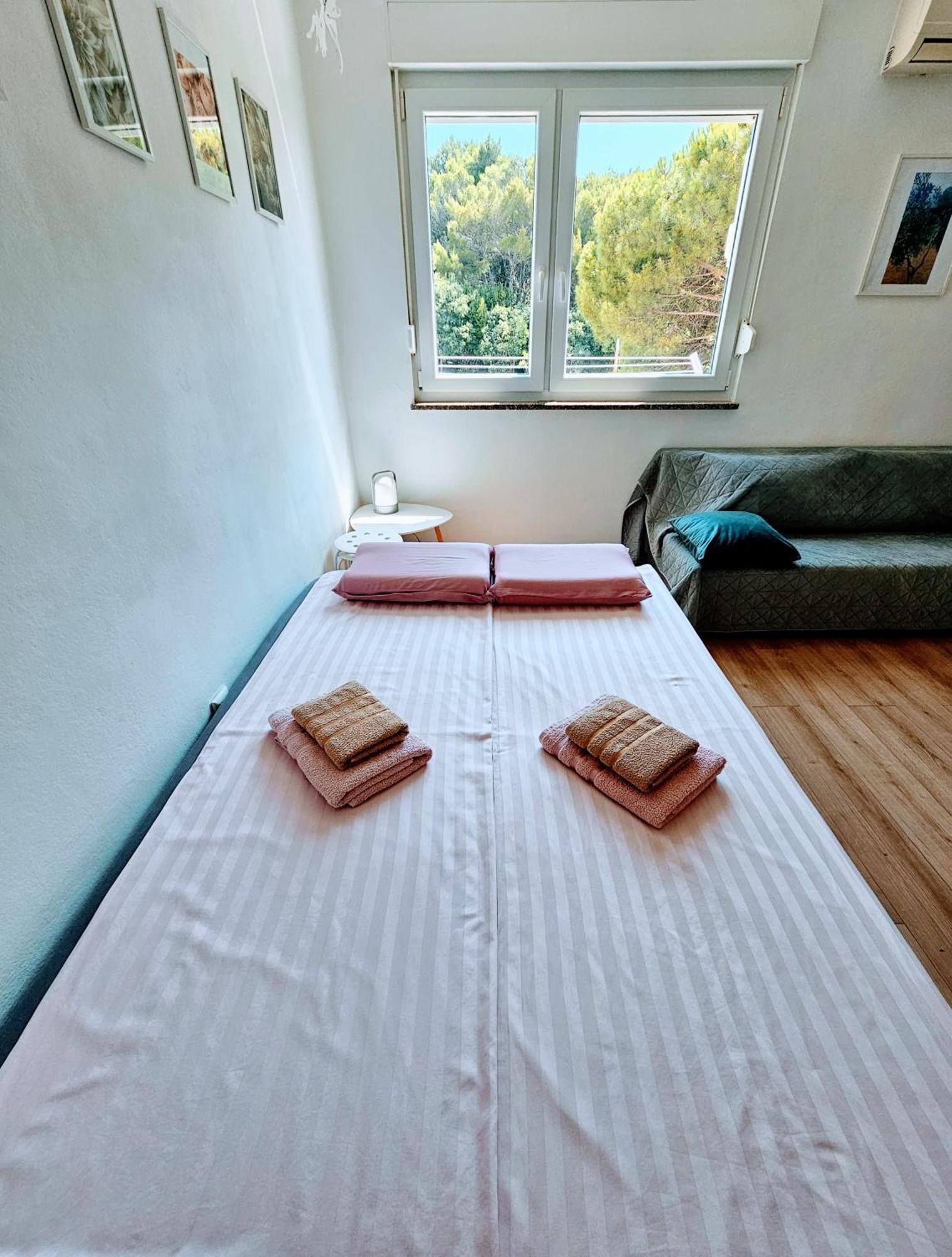 Secret Ingridients Apartment *